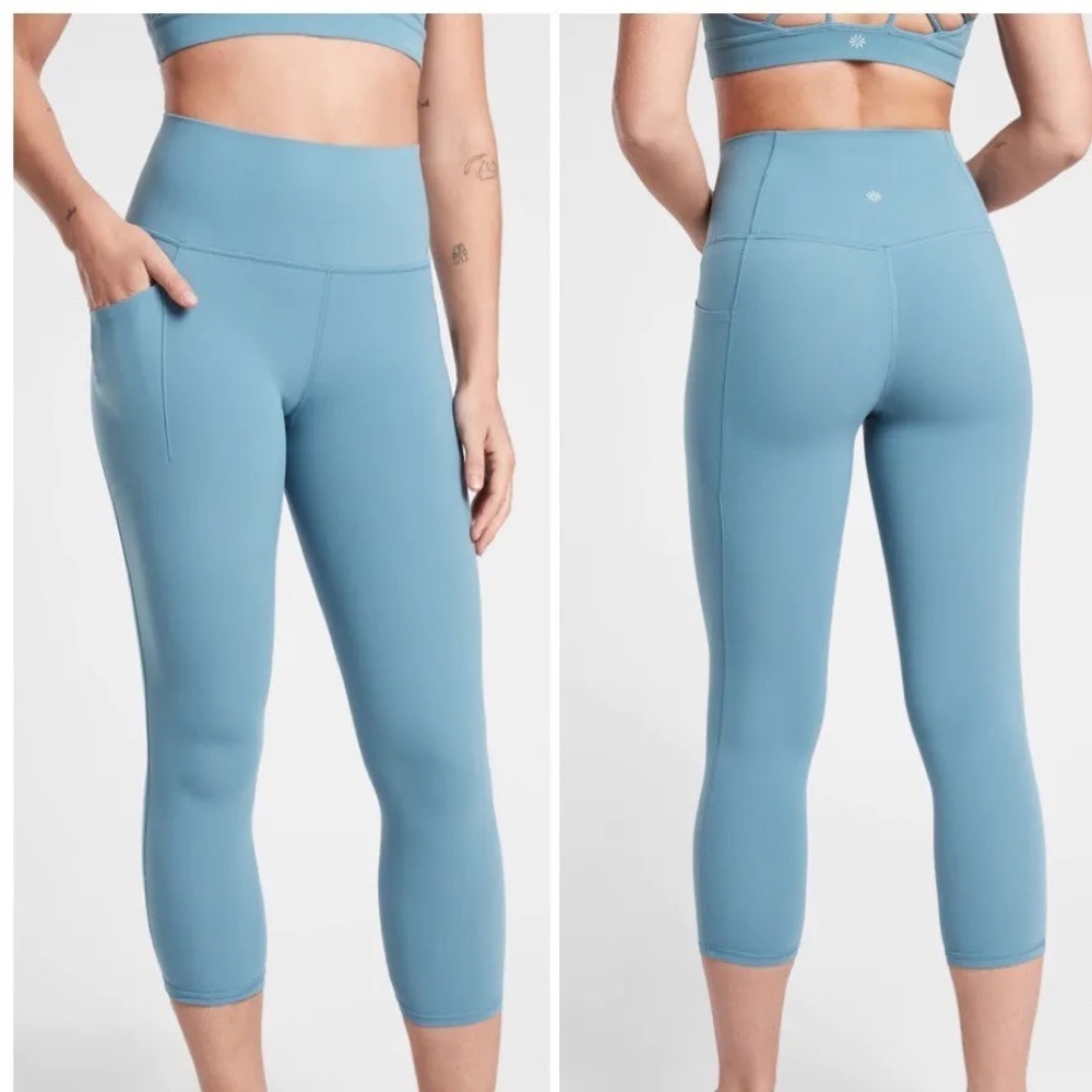Athleta salutation stash pocket capri